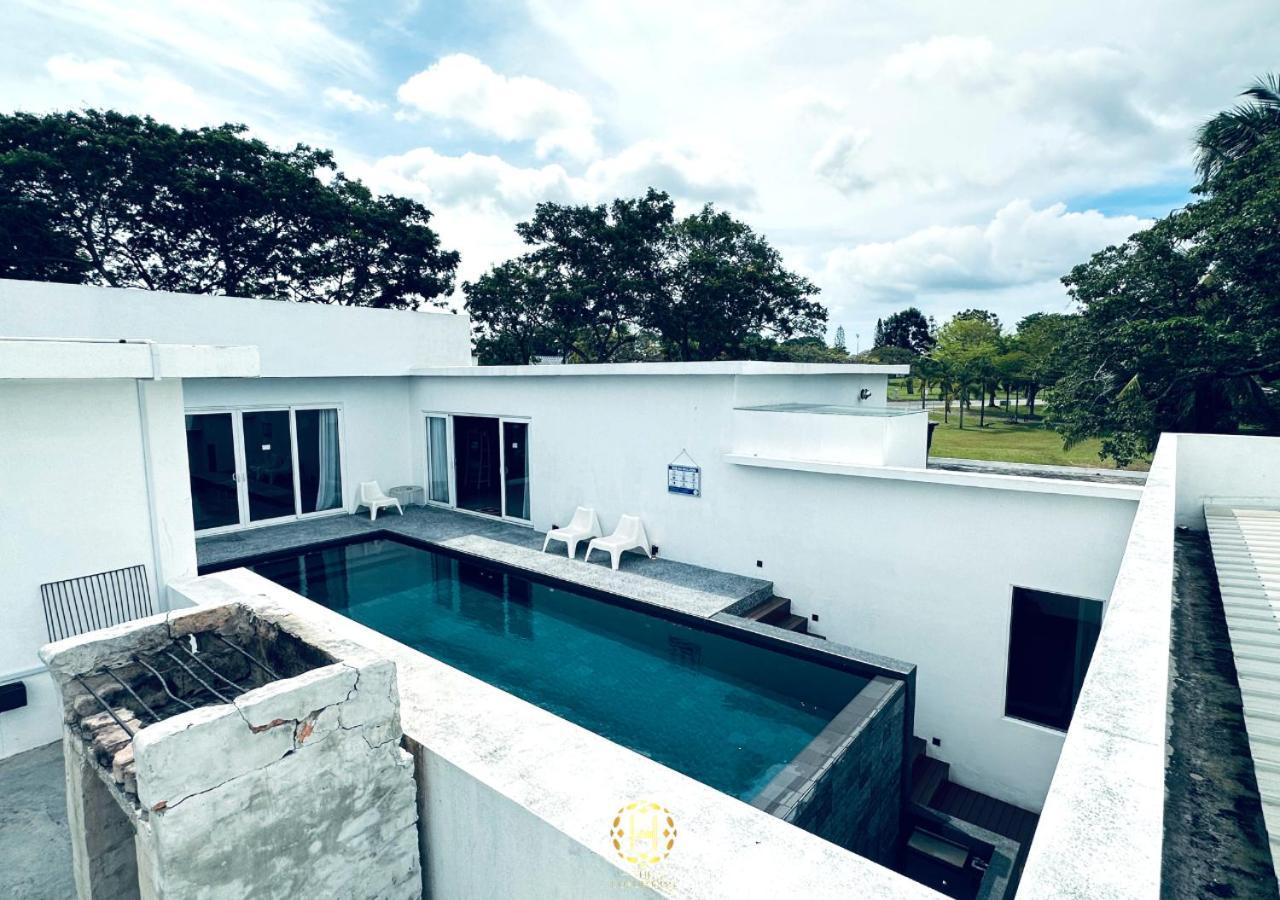 فيلا The Luxurious 245, A Famosa Melaka ألور غاجا المظهر الخارجي الصورة